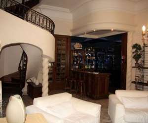 photo Chteau la moune  - chambres d'htes Montussan 4520