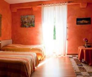 photo Chambres d'hotes, ferme auberge et gite: la manade Buzy 6571