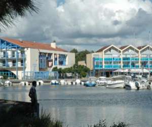 photo Chalet en medoc - locations saisonnires et  vacances   Hourtin 4830