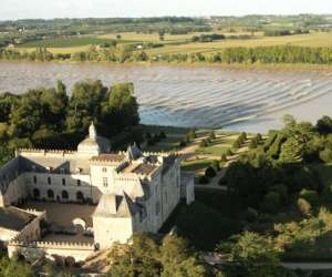 Chateau De Vayres