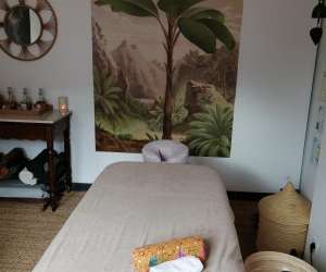 photo Gayani - massages, yoga, naturopathie  Leon 11081