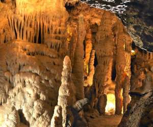 Grotte De Lastournelle