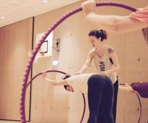 photo Alice hula hoop -hula hoop fitness - remise en forme avec cerceau Gradignan 11578