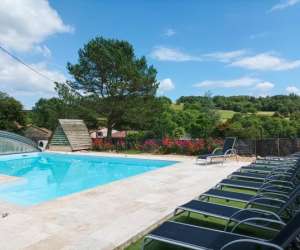 photo Domaine de la rebire gites 15 chambres St Martin De Fressengeas 12079