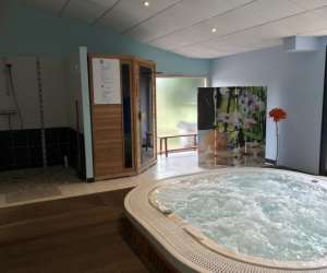 photo Domaine de la rebire gites 15 chambres St Martin De Fressengeas 12082