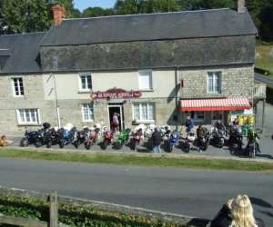 Caf De La Pomme D'or