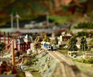 Le Monde Miniature