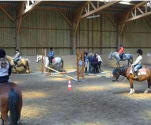 Centre Equestre De Longvillers