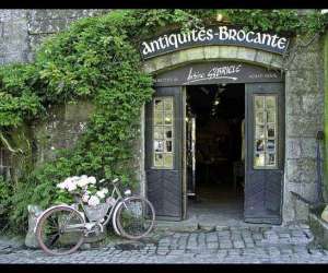 Antiquites - Brocante . Antoine Gabriele