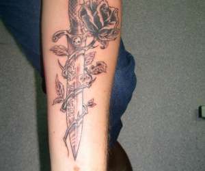 photo Tatouage ' body blue ' bretagne Lorient 3378