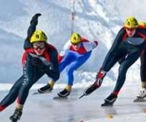 Patinage De Vitesse Sur Glace