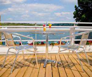 Htel Restaurant Du Port Et De L'aven