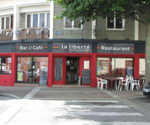 La Libert Restaurant // Bar