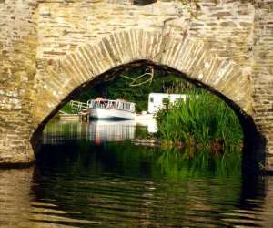 photo La guinguette du port Chateauneuf Du Faou 8653