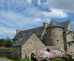 Location Perros Guirec, Les Gites Du Manoir De Keregat