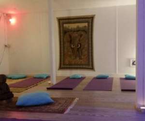 Yogasan  - Cours De Yoga , De  Pilates,et De  Sophrolo