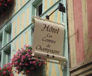 Les Comts De Champagne