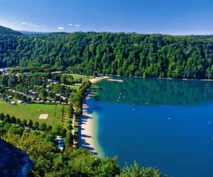 Camping Du Domaine De Chalain Camping Du Domaine De Chalain