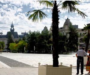  Place Charles De Gaulle