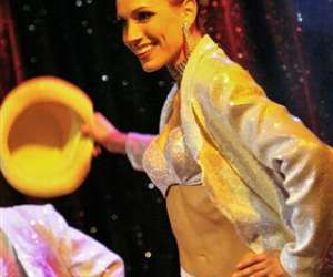 photo Cabaret music hall le moulin bleu Thiers 3504