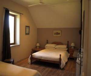 photo Le champ bouchon - chambre d'htes Treban 3817
