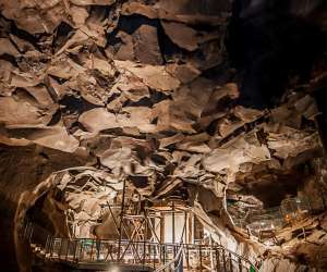 photo Grotte de la pierre de volvic Volvic 5913