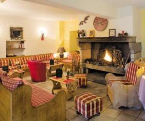 photo Htel restaurant le clos Besse Et St Anastaise 2990