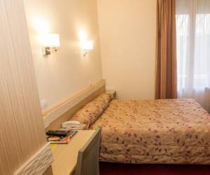 Hôtel Lilas Gambetta Hôtel Lilas Gambetta