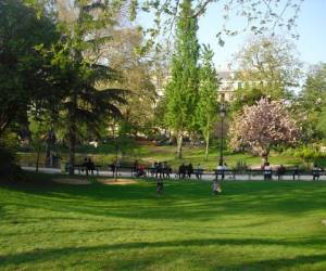 Square Des Batignolles