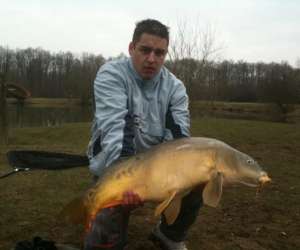 photo Peche de la truite et carpodrome Magny Les Hameaux 5033