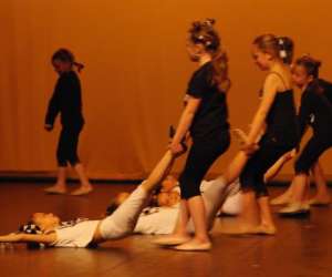 photo Hello broadway: ecole de danse, claquettes et de comedie musicale Poissy 7940
