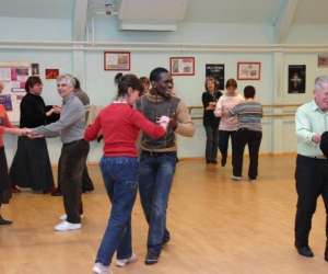 photo Hello broadway: ecole de danse, claquettes et de comedie musicale Poissy 7941