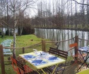 photo Restaurant / pub / concert cote lac Ollainville 6176
