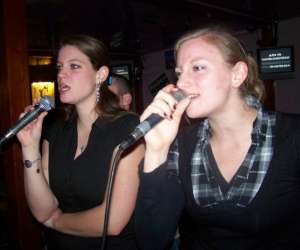 photo Restaurant / pub / concert cote lac Ollainville 6177