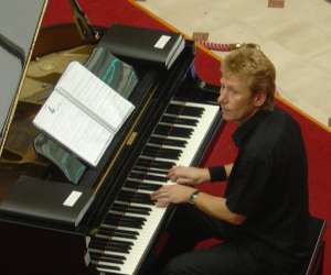 photo Animation piano pour evenements Villiers Sur Marne 6539
