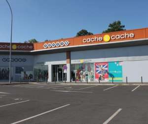 photo Cache-cache & bonobo - l'isle-adam L Isle Adam 7656