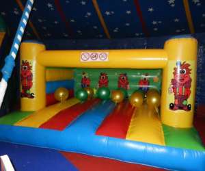 photo Kid's circus Torcy 11071