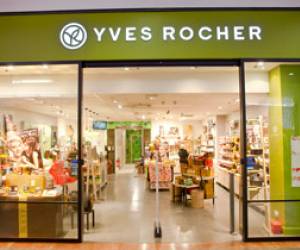 Yves Rocher Mme Oumedjbeur Grante