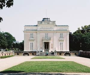 Parc De Bagatelle