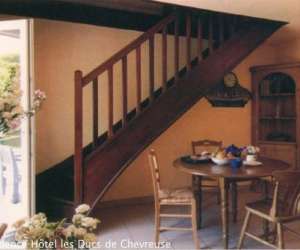 photo Residence hotel les ducs de chevreuse Chevreuse 4077