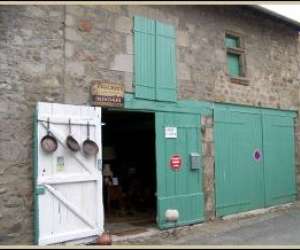 photo Brocante la caverne de l'ours Ahun 3034