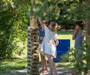 photo Les jardins de colette et son labyrinthe gant Varetz 4085