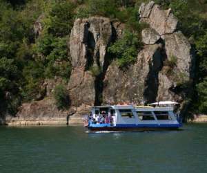 photo Embarcadaire bateau le hron des raspes Viala Du Tarn 7212