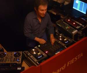 Dj Richard Fiesta - Discomobile