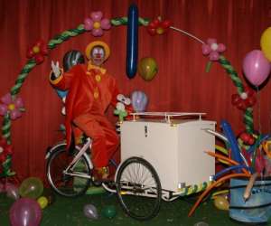 photo Anniversaire enfant clown magie nico-choco Toulouse 2488