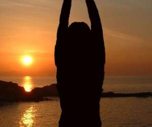 Josiane Andrieu Étirements Et Respirations - Cours De Yoga à Villefranche De Ro Josiane Andrieu Étirements Et Respirations - Cours De Yoga à Villefranche De Ro