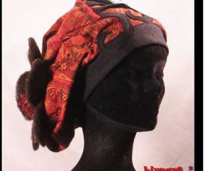 photo Lizzart 'creation de chapeaux' St Lary 4329