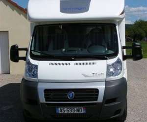 photo Location de camping car, vente et pose d'accessoires Tauriac 5229