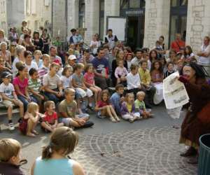 Festival La Rue Des Enfants