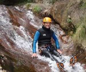 Caverne Et Canyon